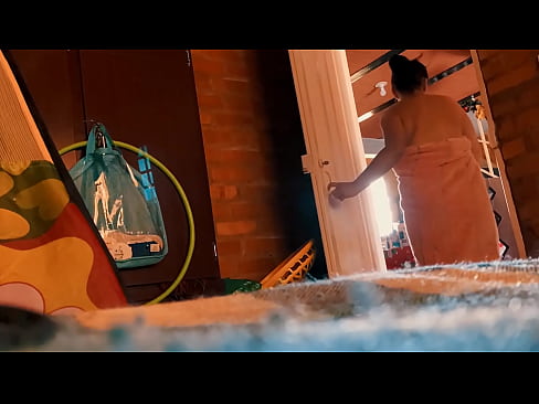 ❤️ Bidh bràthair mo mhàthar gam leantainn a-steach don fhras, bidh e gam fucks fhad ‘s a bheir mi fras. Porno  aig gd.pornpics-de.ru ﹏